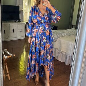 Elliatt Vibrant Blue Floral Dress